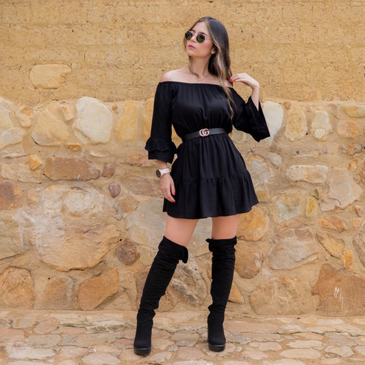 Vestido negro bandeja