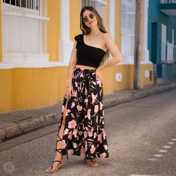 Top un solo hombro negro