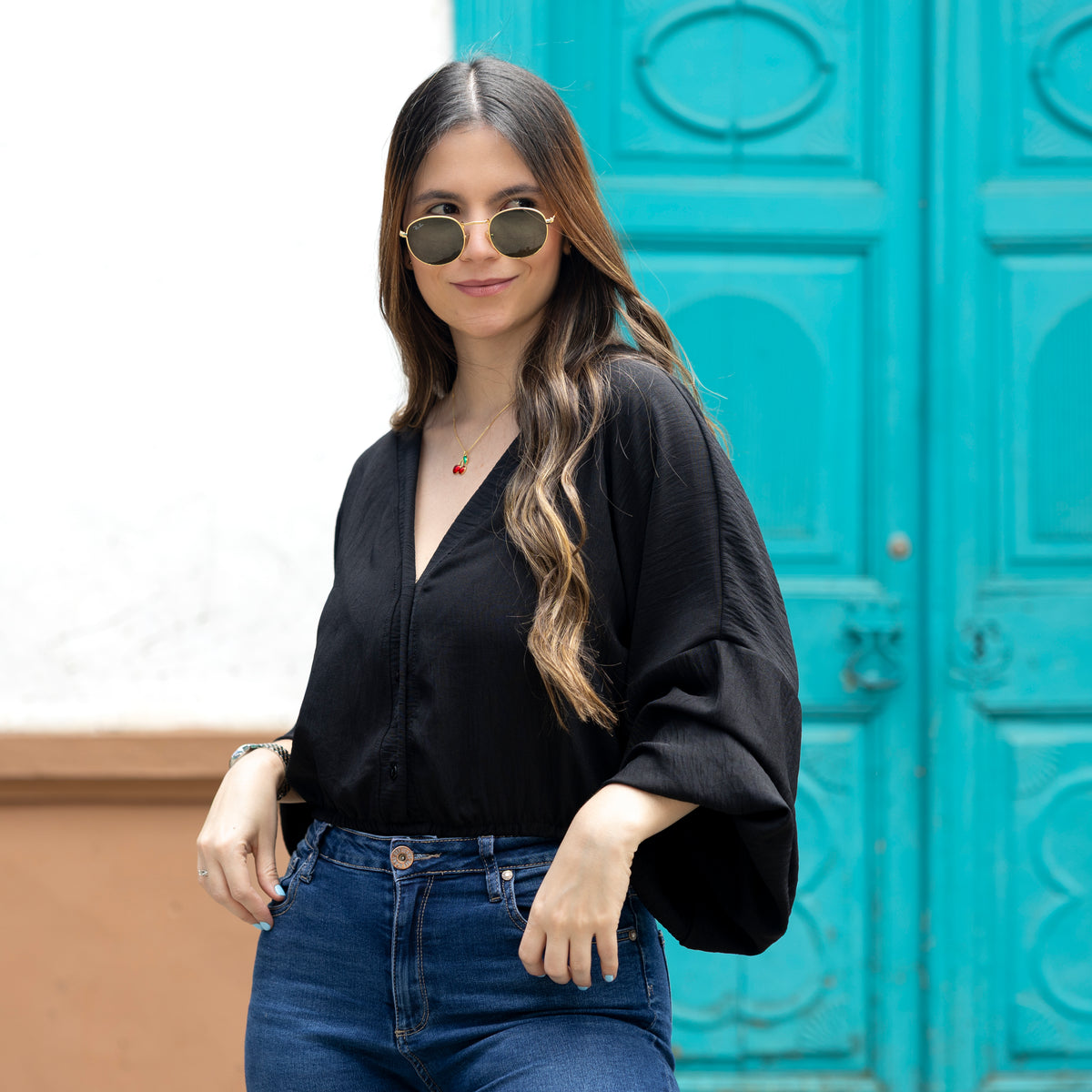 Blusa Negra Botones