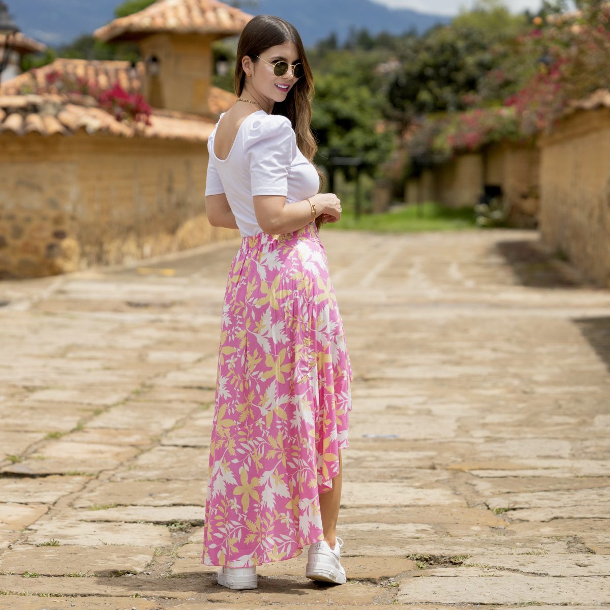 Falda larga rosa