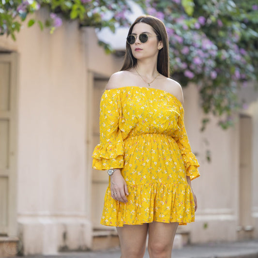 Vestido amarillo flor pequeña