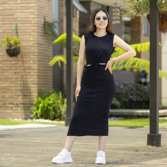 Vestido negro Paris