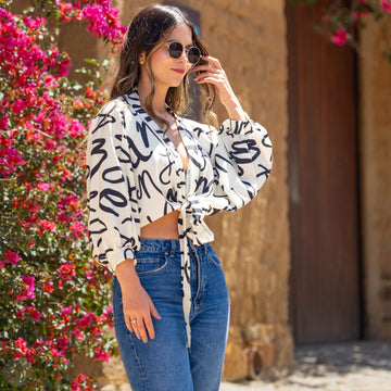 Blusa blanca moño