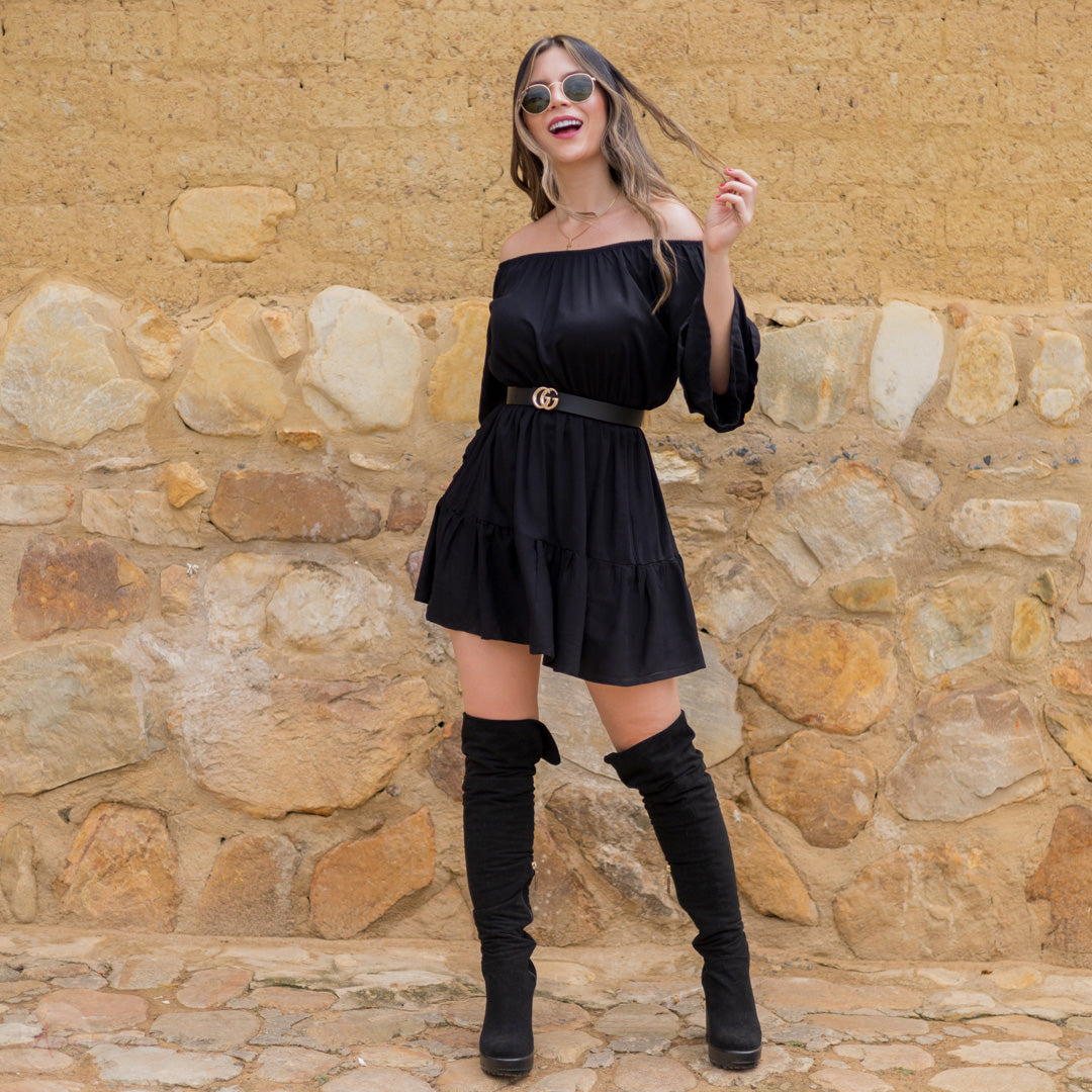 Vestido Negro Cuello Bandeja