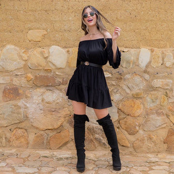 Vestido negro bandeja