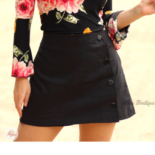 Falda Negra Botones