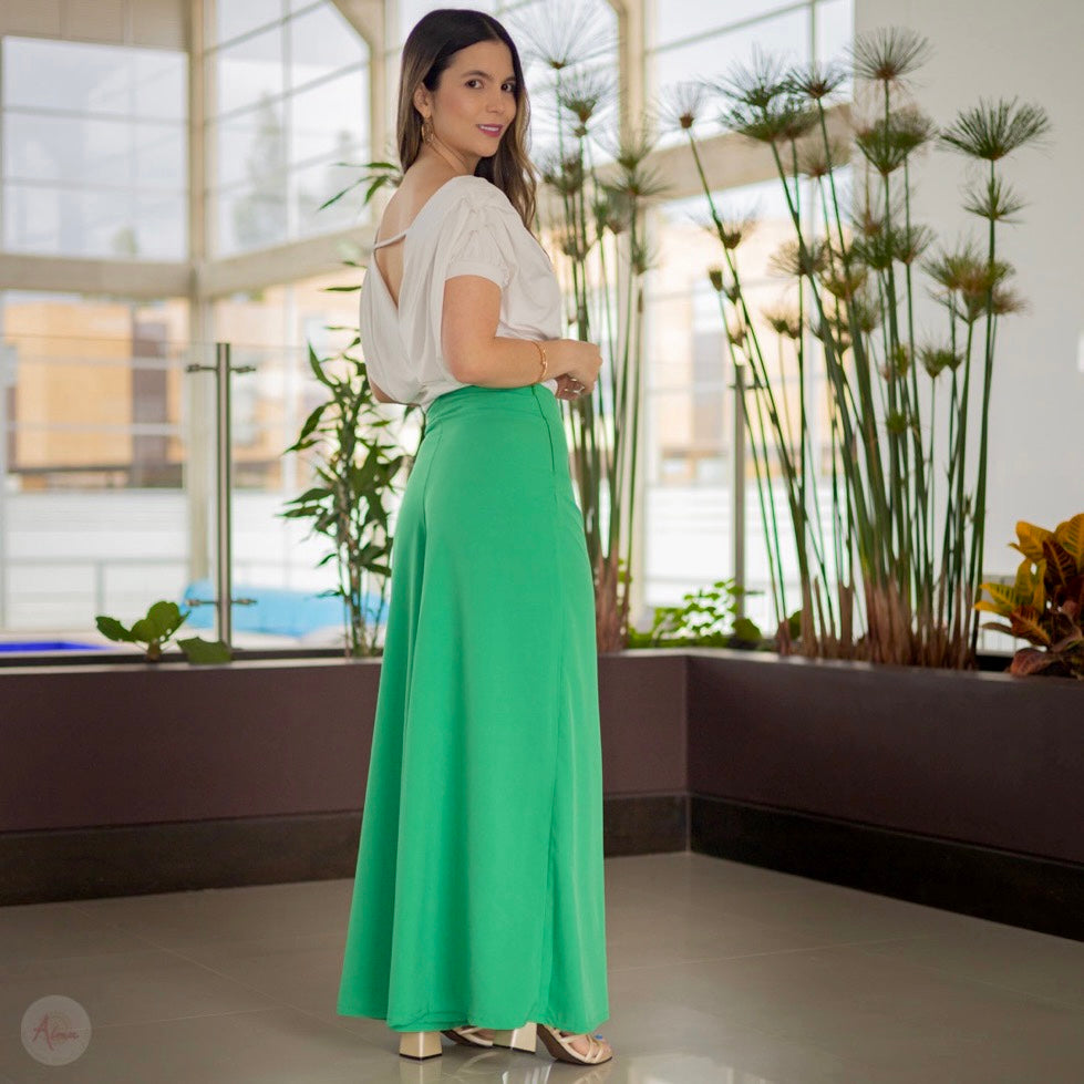 Pantalón verde Paris + Blusa blanca
