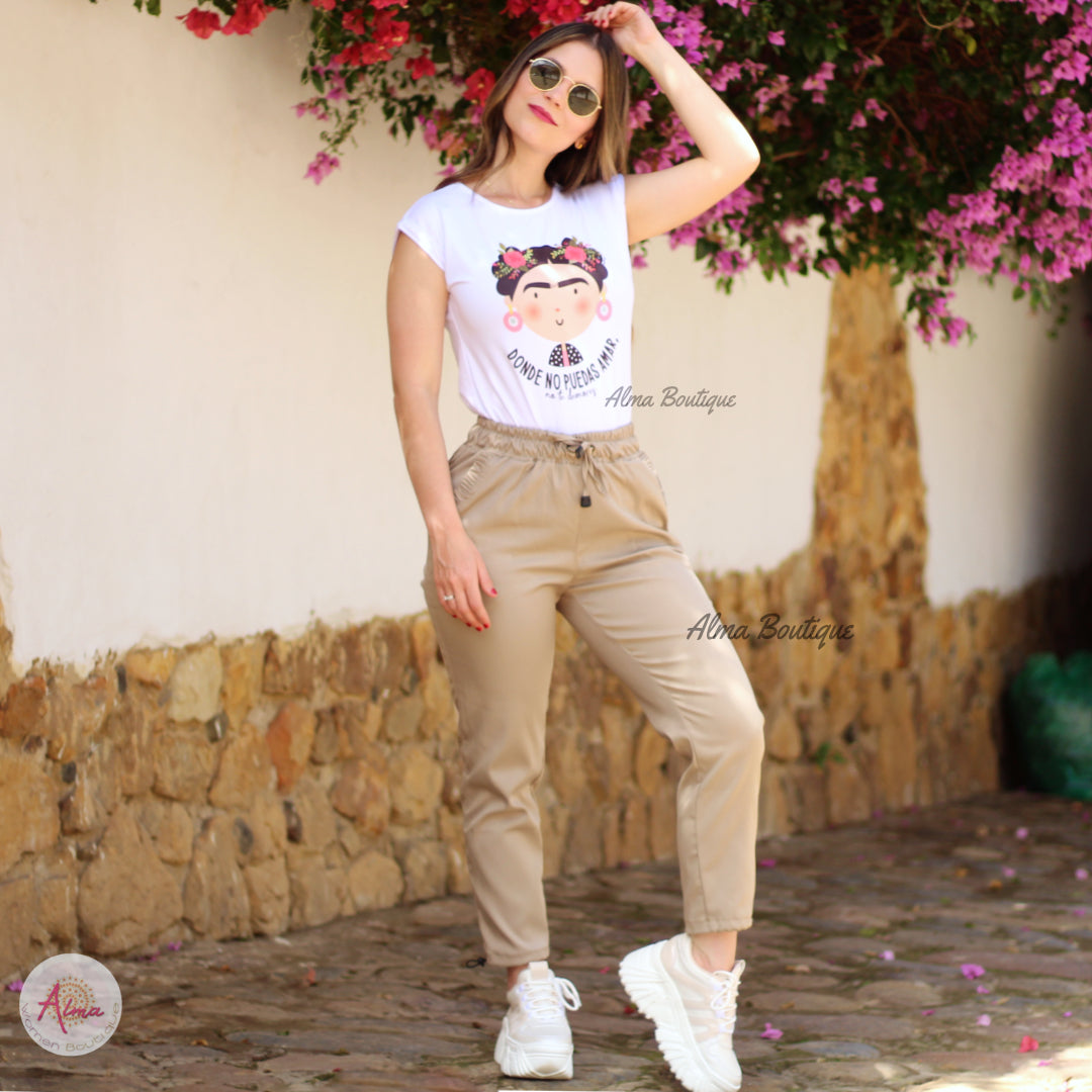 Blusa Frida + Pantalon Beige